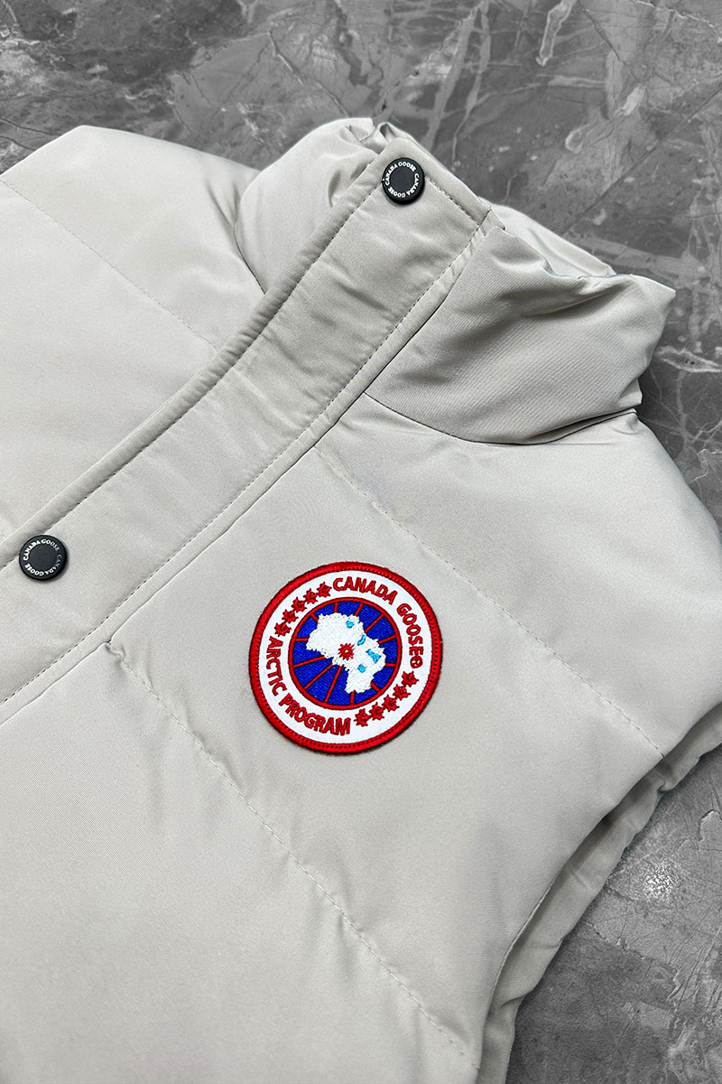 Canada Goose Жилет серого цвета logo-patch 