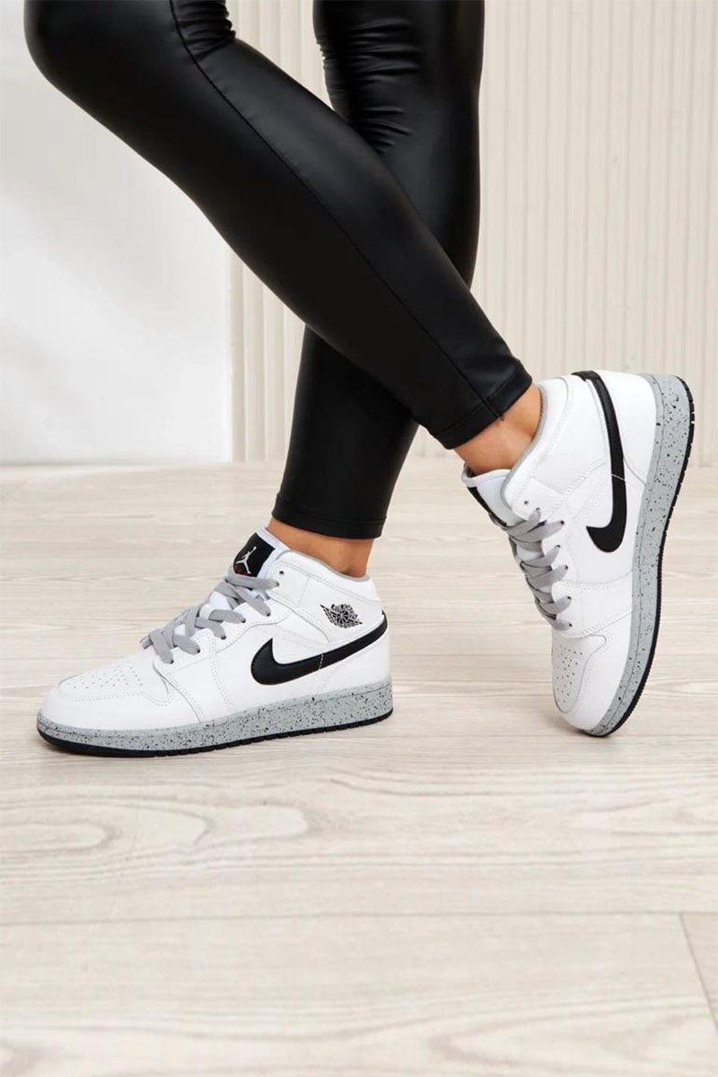 Nike Женские кроссовки Dunk High - White