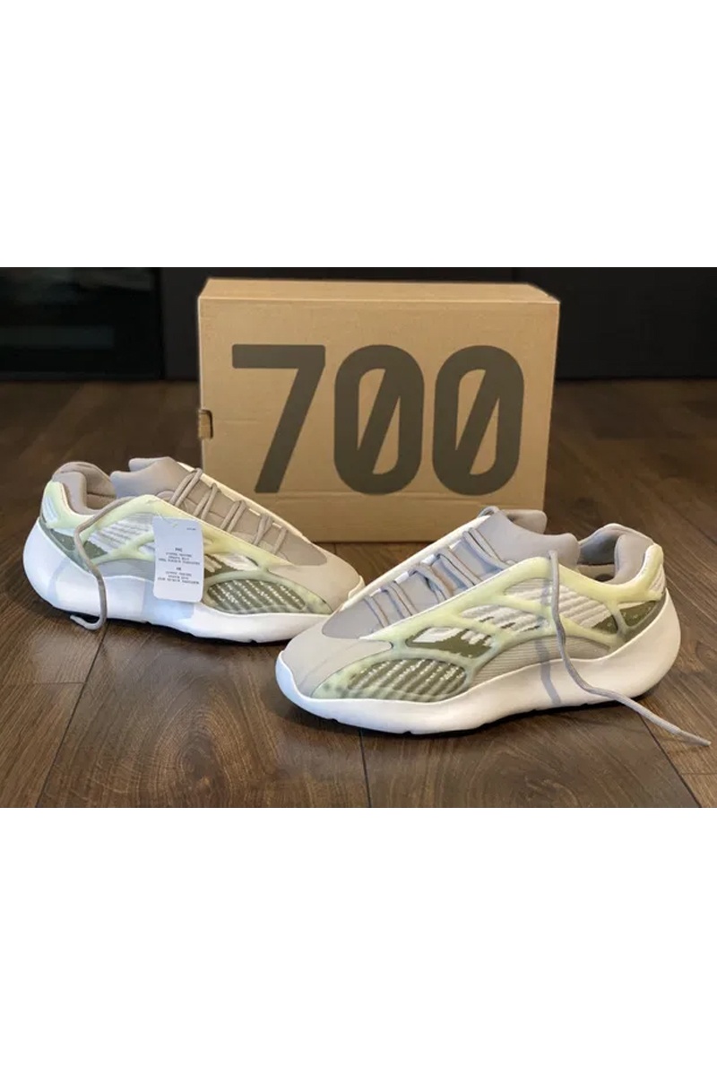 Adidas Кроссовки Yeezy Boost 700 V3 - White / Grey / Green