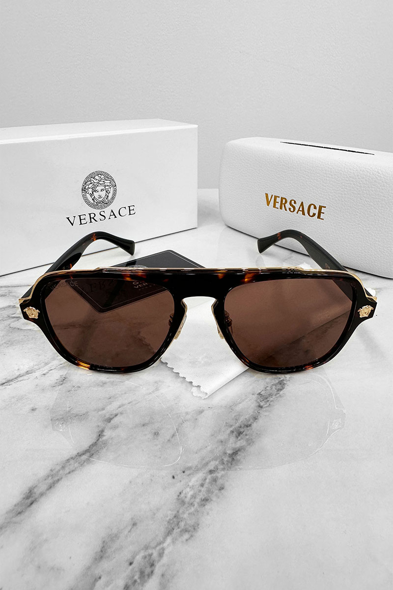 Versace Солнцезащитные очки Medusa Charm