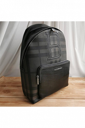 Кожаный чёрный рюкзак 40x30 см