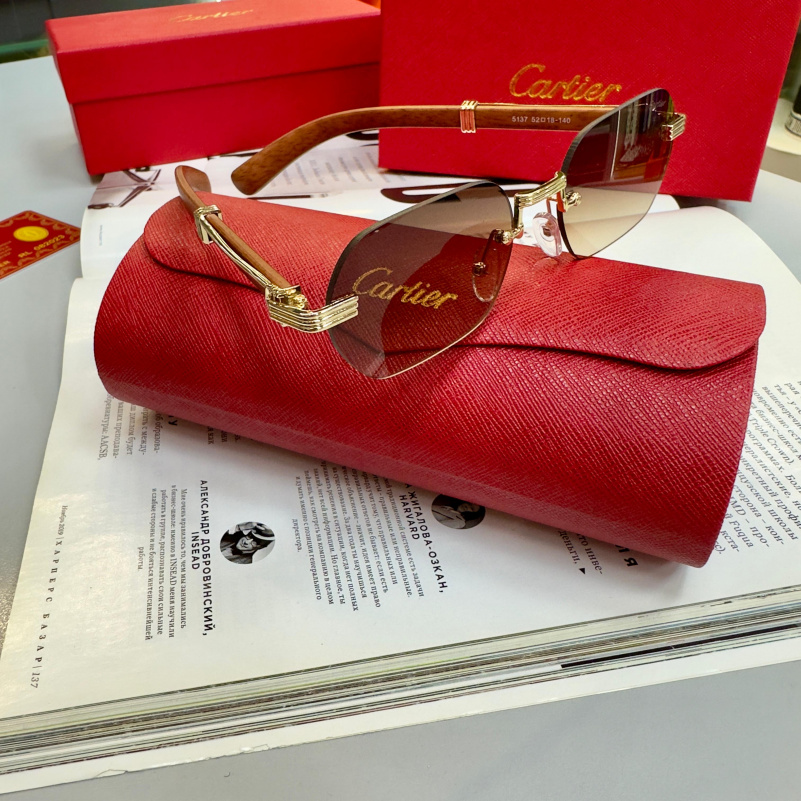 Cartier Прямогугольные солнцезащитные очки Cartier