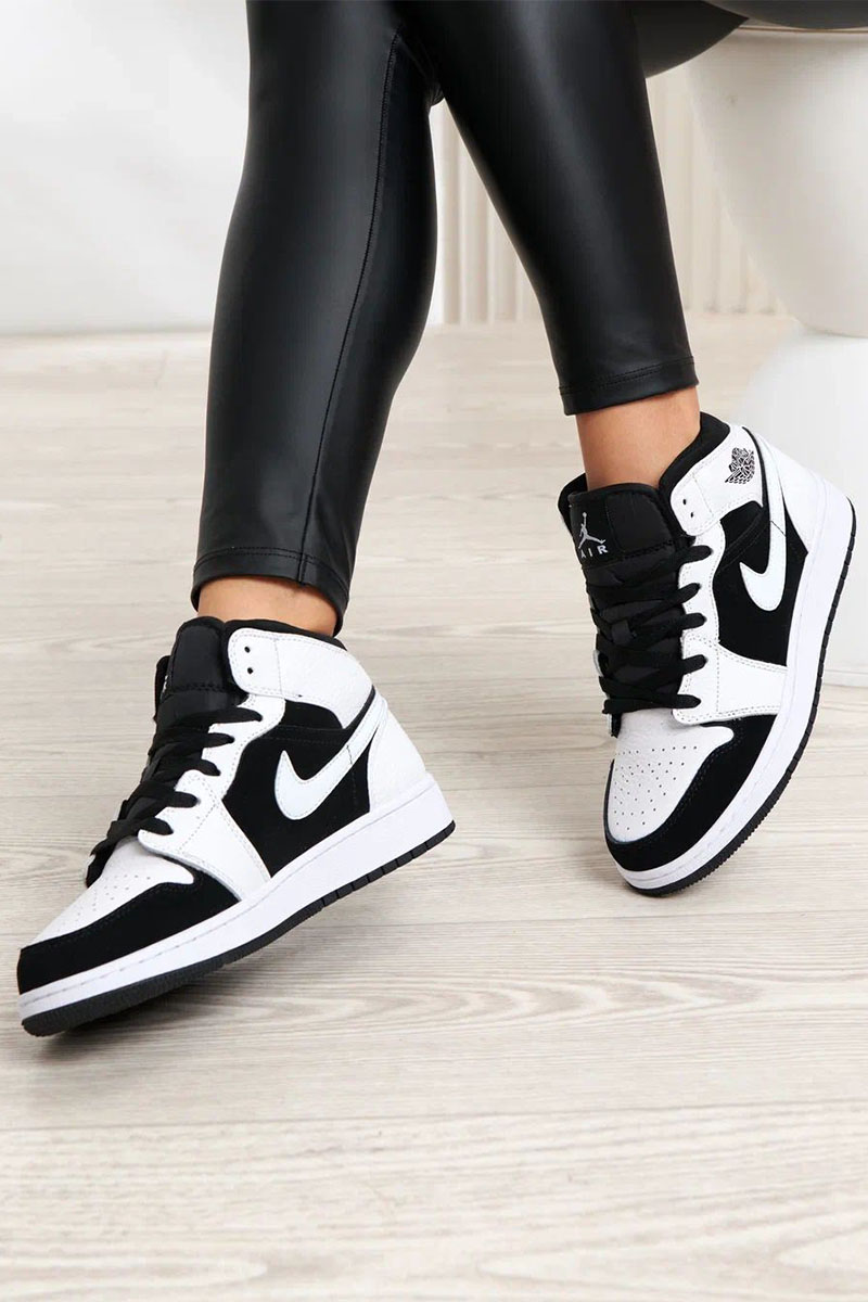 Nike Женские кроссовки Dunk High - White / Black