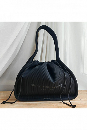 Чёрная сумка-хобо 37x30 см