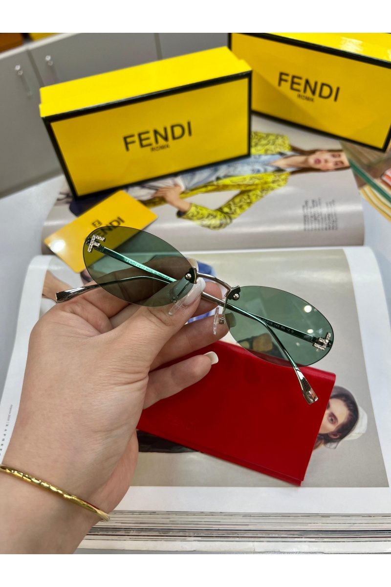 Fendi Зелёные солнцезащитные очки 