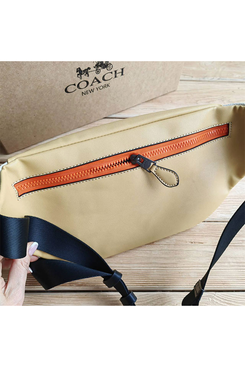 Coach Кожаная сумка на пояс Coach Track - Beige / White