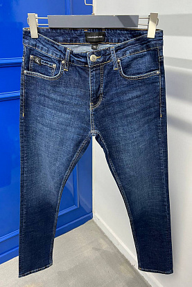 Мужские тёмно-синие джинсы slim fit