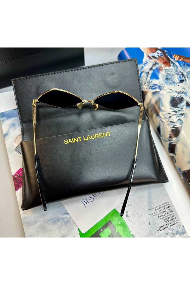Yves Saint Laurent Солнцезащитные очки 