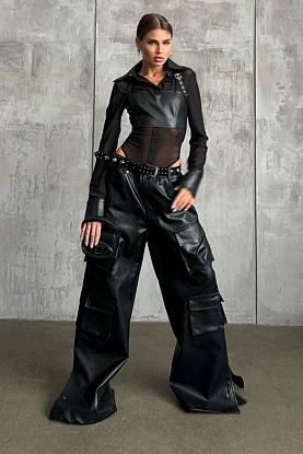 Женские кожаные брюки чёрного цвета 