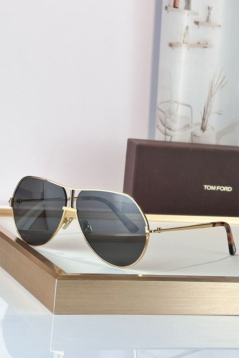 Tom Ford Солнцезащитные очки Rickie
