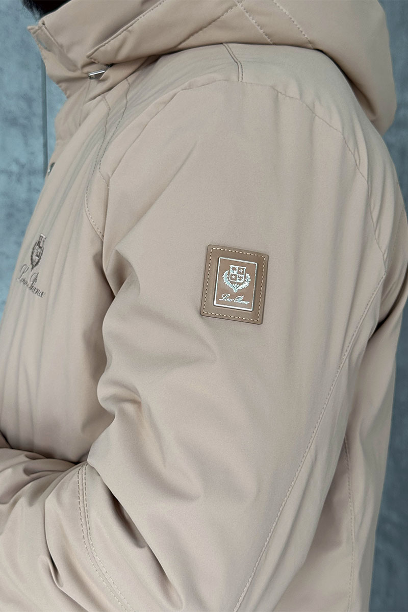 Loro Piana Мужская парка бежевого цвета
