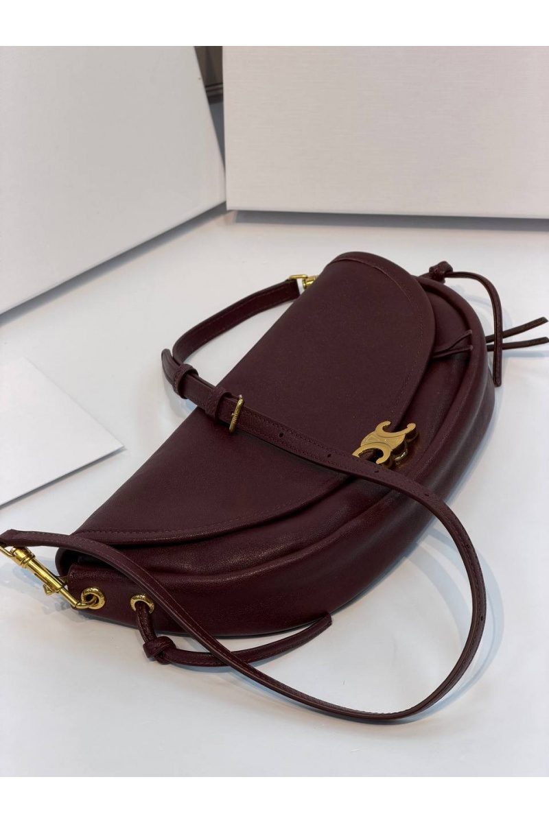 Celine Кожаная сумка Little Halfmoon Soft Triomphe premium 25x13x5 см