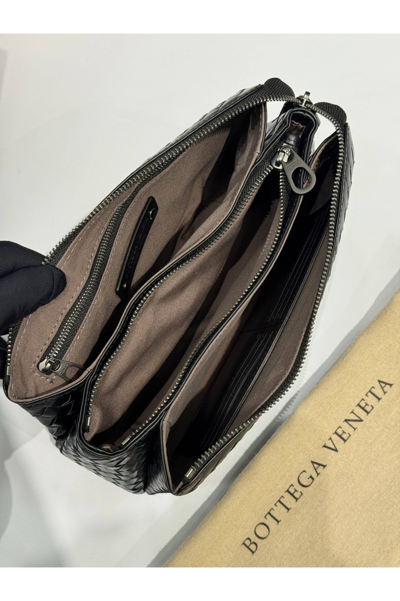 Bottega Veneta Кожаная сумка Intreccio premium 26x14x8 см