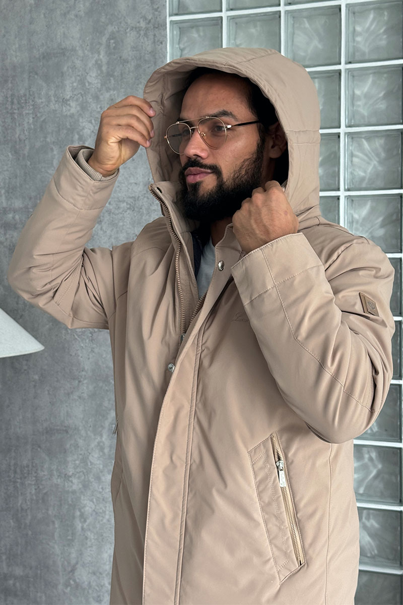 Loro Piana Мужская парка бежевого цвета