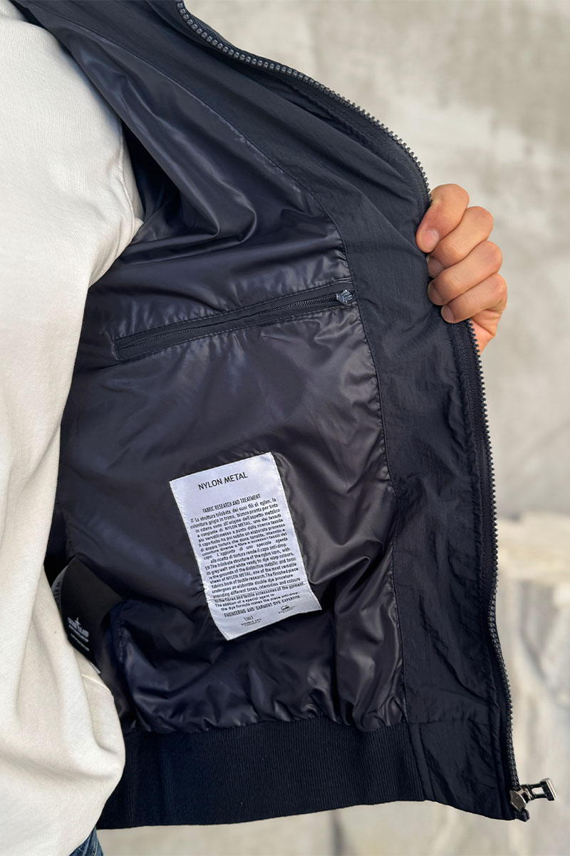 Stone Island Мужская тёмно-синяя куртка с патчем на плече