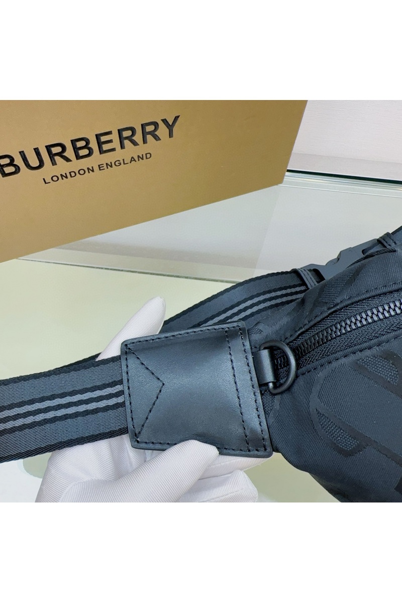Burberry Текстильная сумка на пояс Sonny Premium 31x16x7.5 см