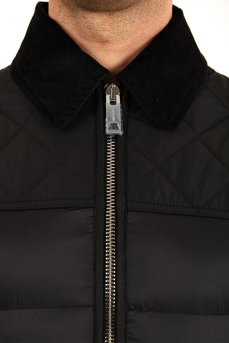Burberry Чёрная пуховая куртка London England logo-patch