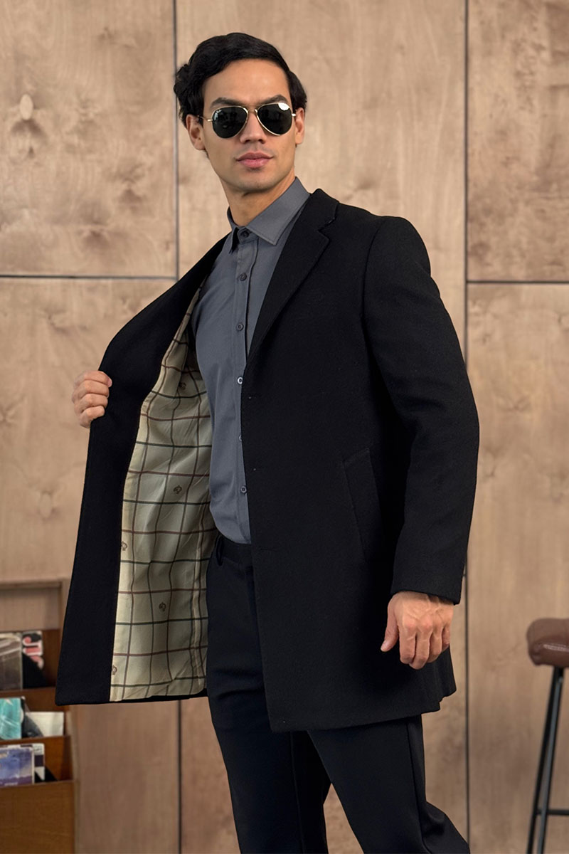 Loro Piana Мужское пальто чёрного цвета 