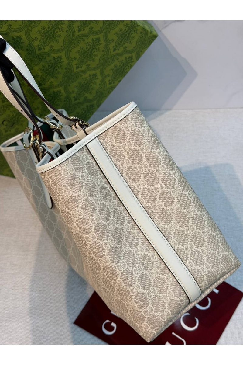 Gucci Кожаная сумка GG Emblem premium 38x25x15 см