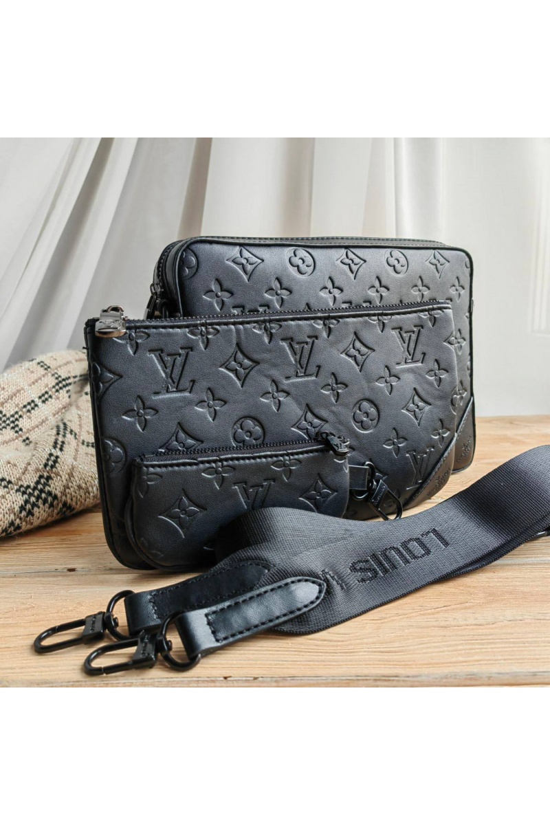 Lоuis Vuittоn Кожаная сумка Trio Messenger Monogram 25x18 см