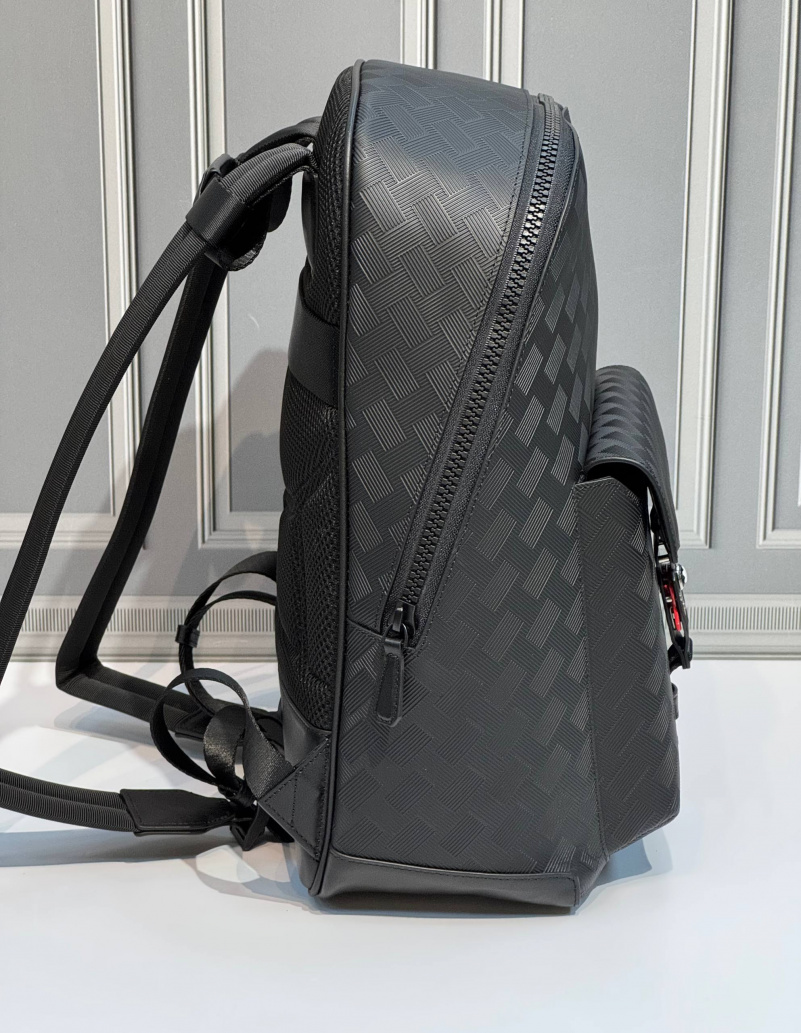 Montblanc Кожаный рюкзак  Extreme 3.0 Premium 41x30x13 см