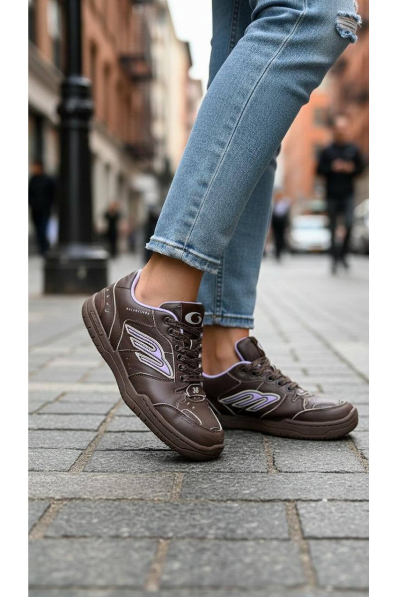 Balenciaga Женские кожаные кроссовки Hamptons Worn-Out premium