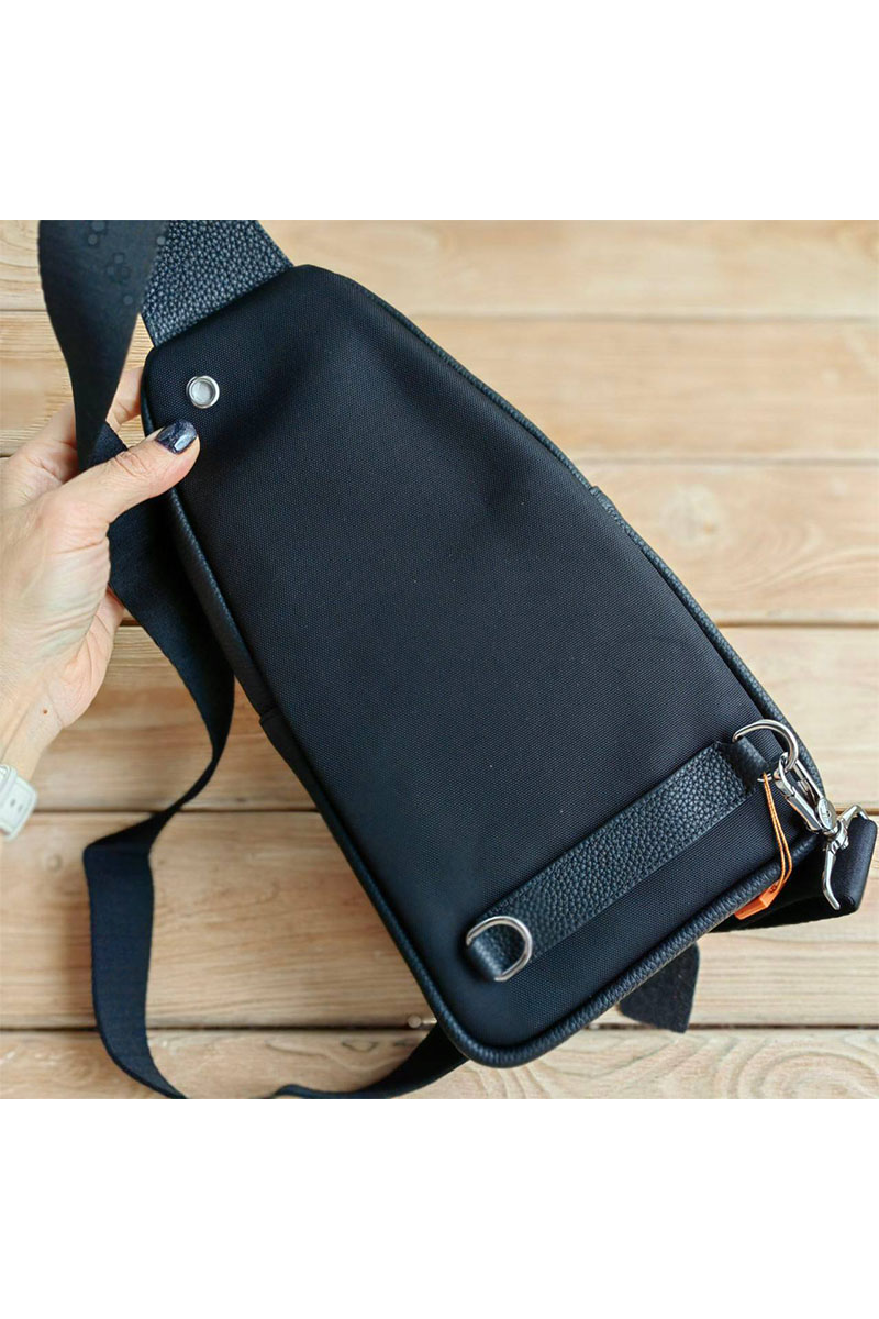 Hermes Кожаная сумка sling - Black 31x17 см