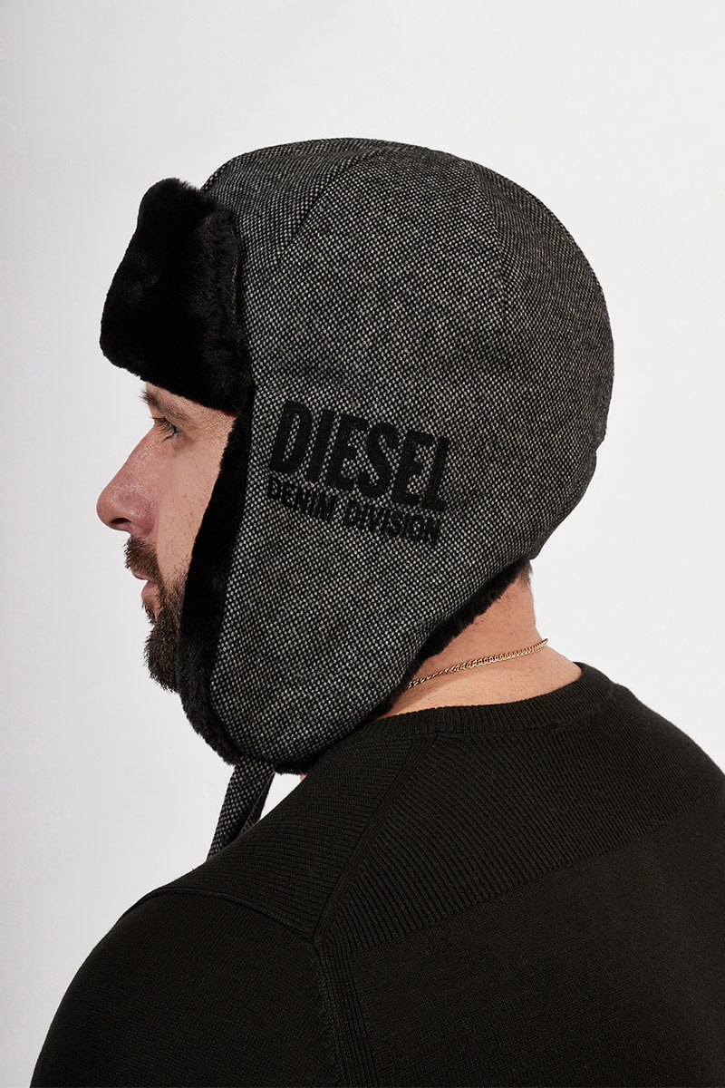 Diesel Шапка-ушанка серого цвета 