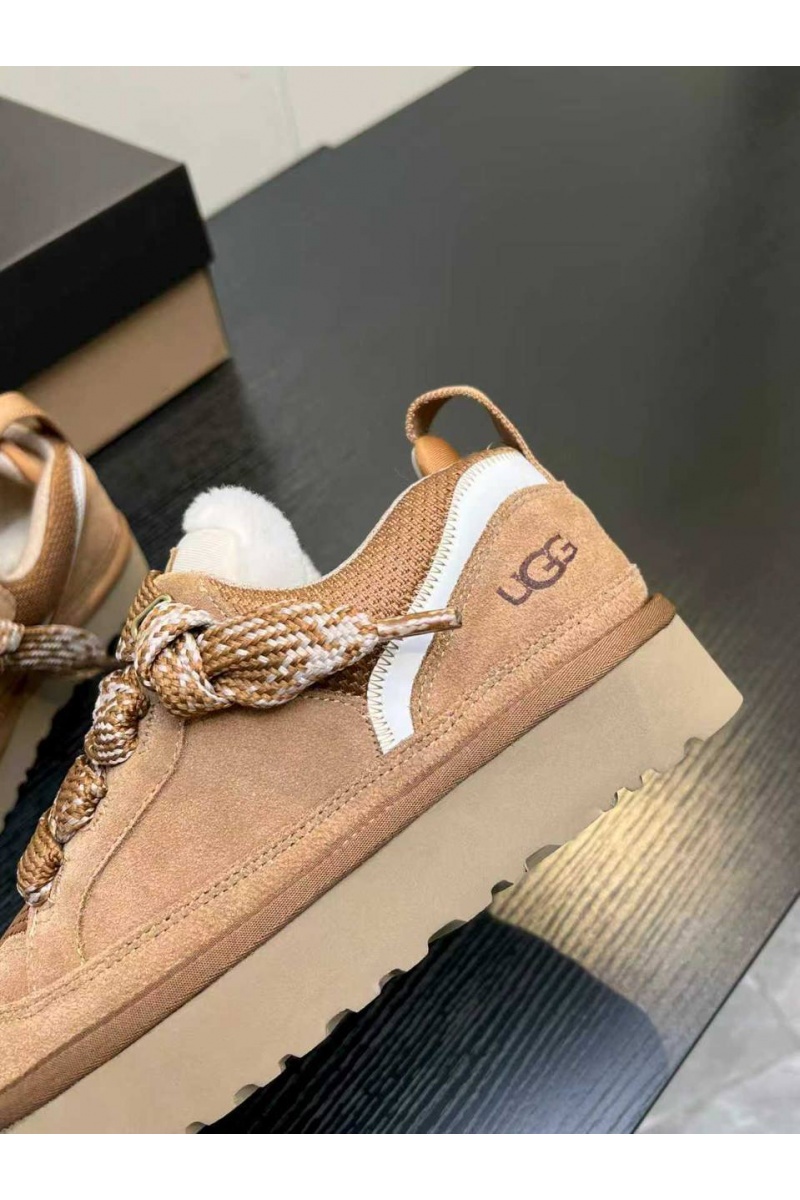 UGG Женские замшевые ботинки UGG Lowmel