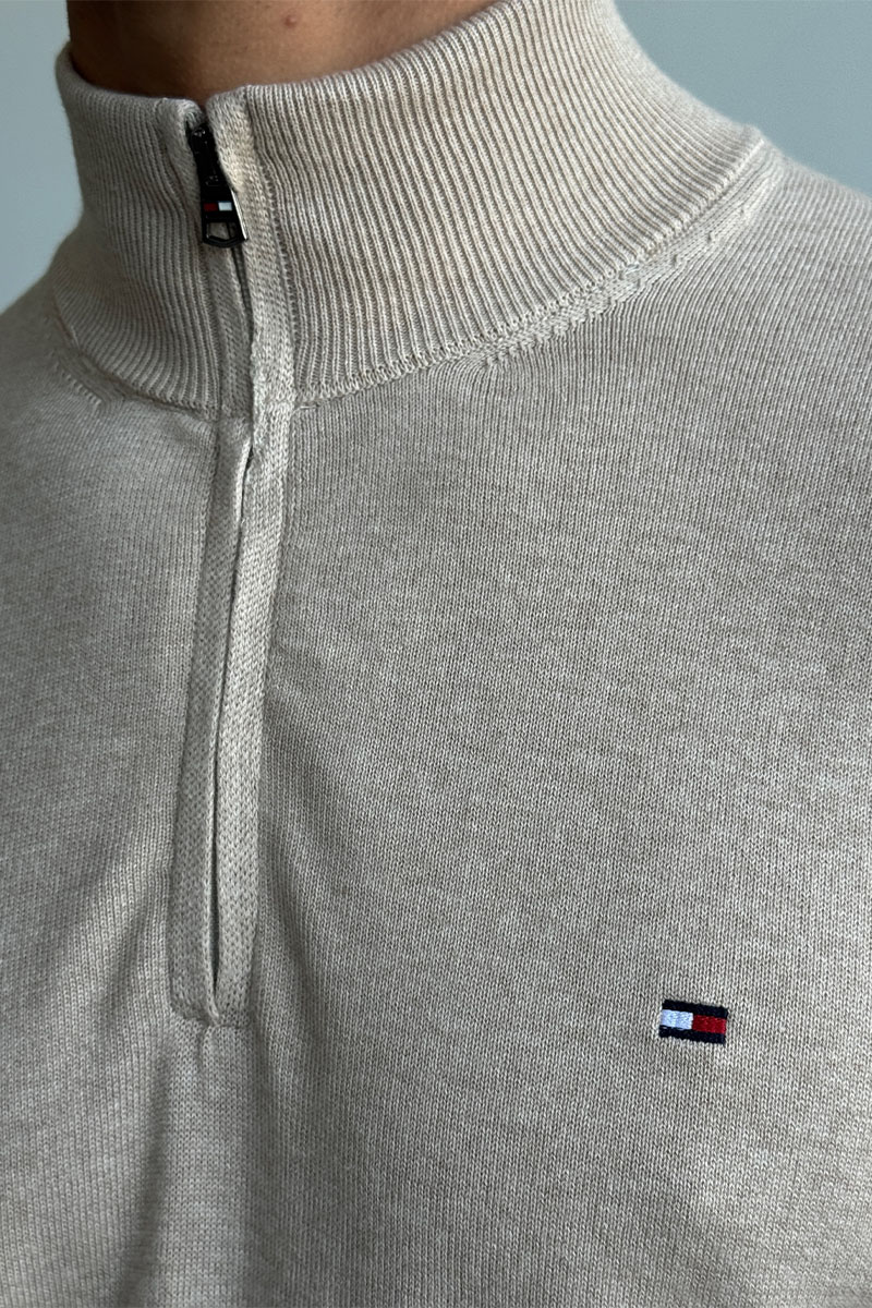 Tommy Hilfiger Кофта бежевого цвета quarter-zip