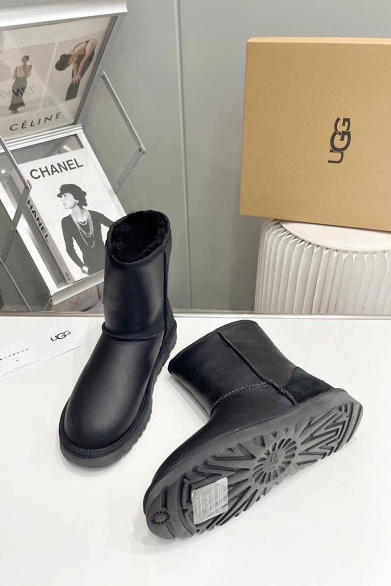 UGG Мужские чёрные ботинки Classic