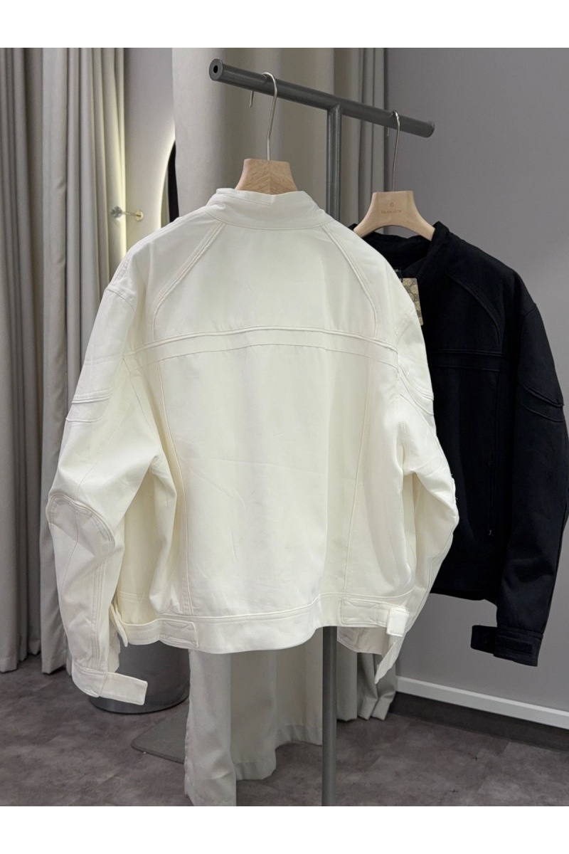 Balenciaga Женская куртка белого цвета 