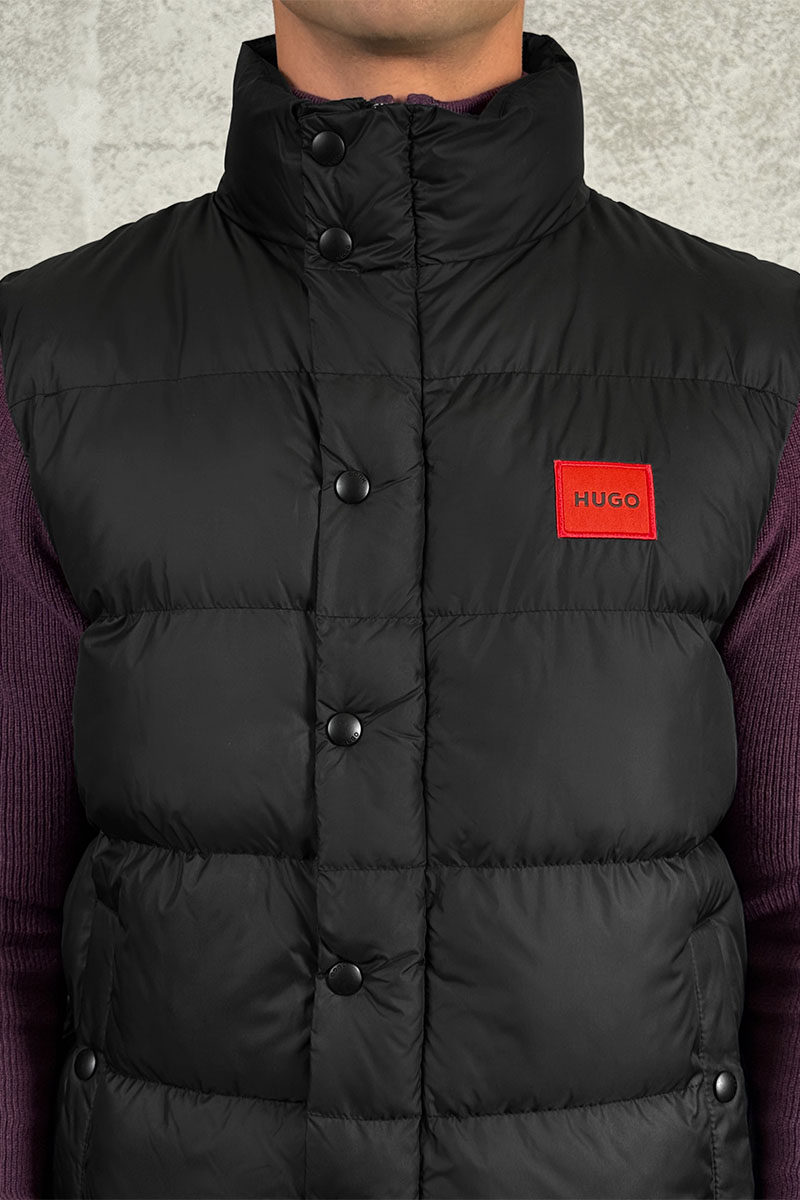Hugо Воss Чёрный жилет