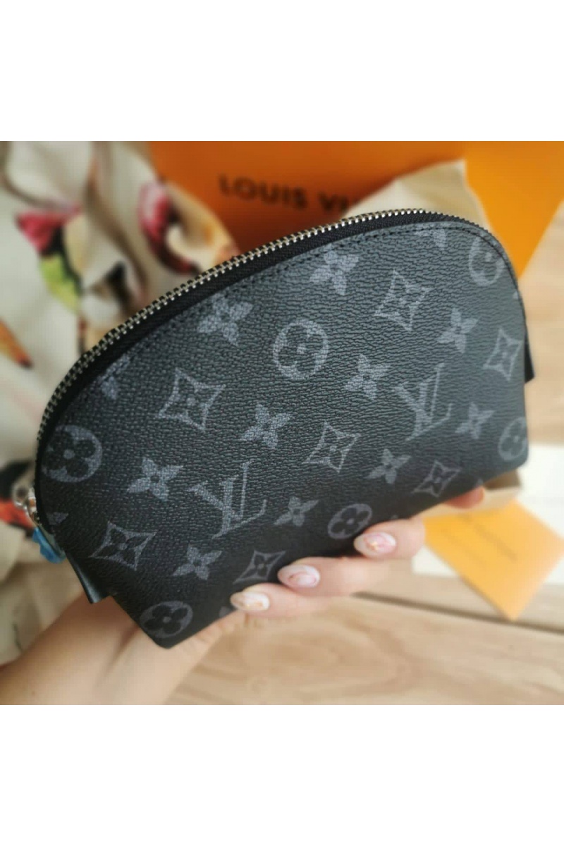 Lоuis Vuittоn Кожаная косметичка Pouch PM Monogram Canvas 19x12 см - Black