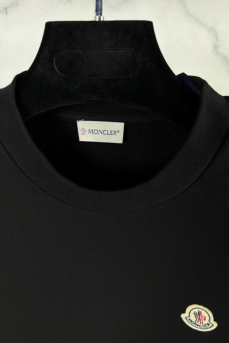 Moncler Свитшот чёрного цвета logo-patch
