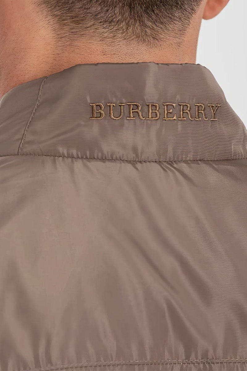 Burberry Ветровка бежевого цвета TB logo-embroidered 