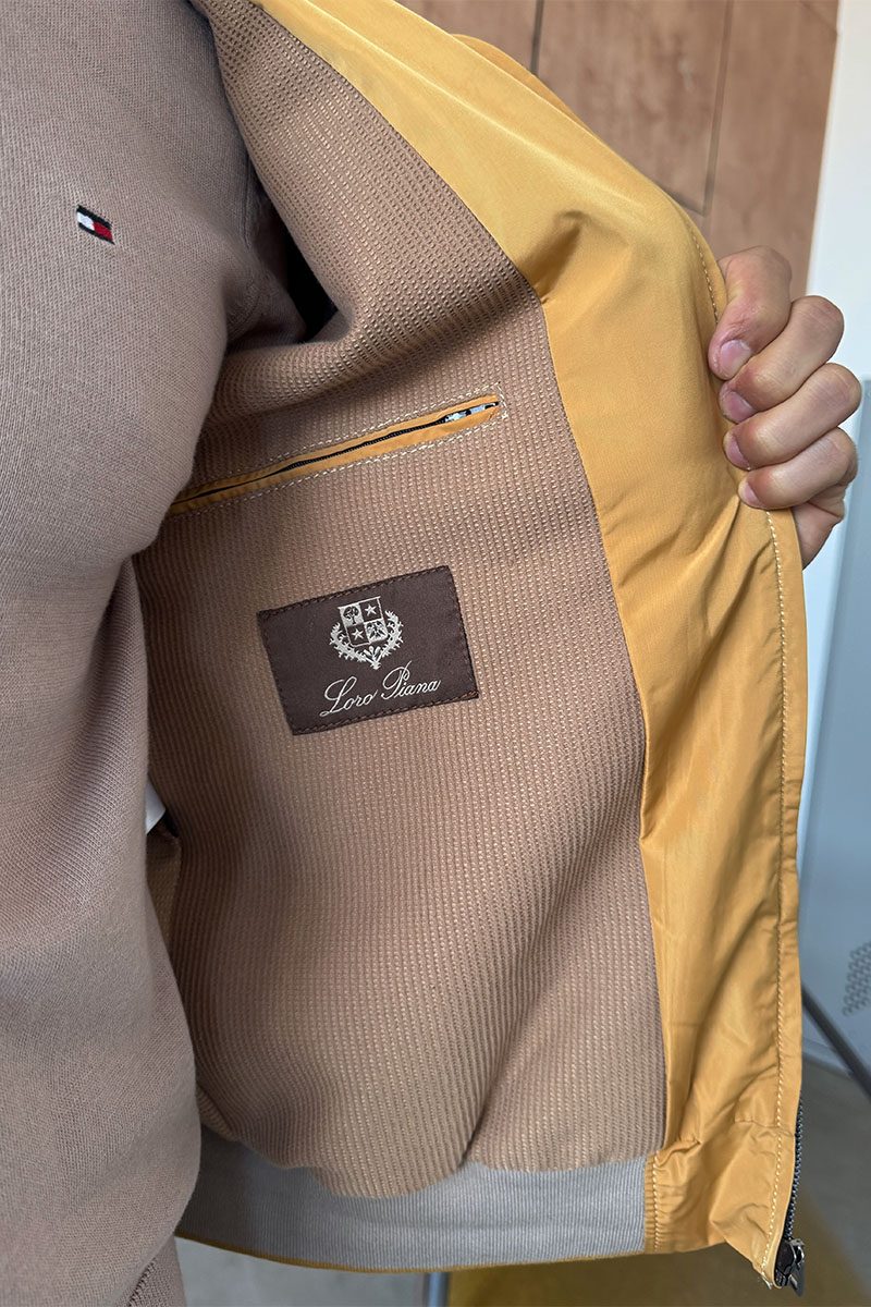 Loro Piana Мужская ветровка бежевого цвета