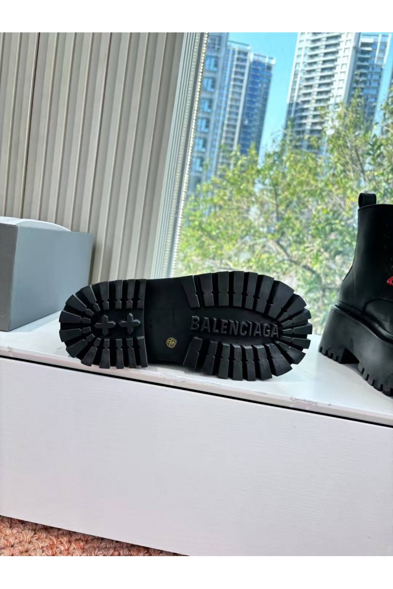 Balenciaga Женские кожаные ботинки Strike Platform premium