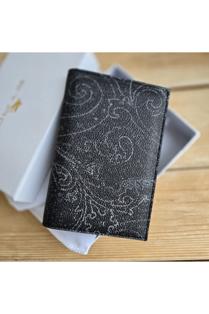 Etro Кожаная обложка на паспорт с узором пейсли 14х9.5 см