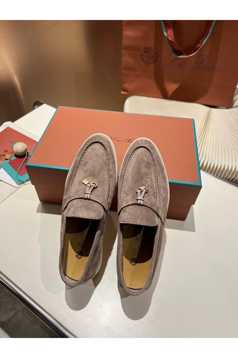 Loro Piana Женские замшевые лоферы Summer Charms Walk premium
