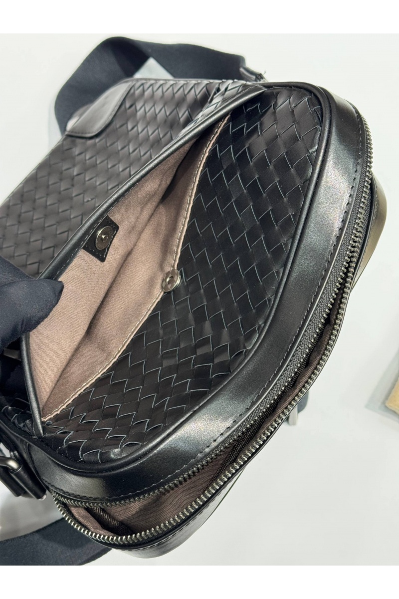 Bottega Veneta Кожаная сумка Intreccio premium 27x24x7 см