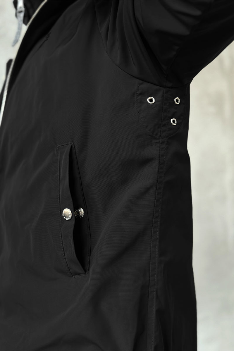 Burberry Мужская ветровка чёрного цвета 