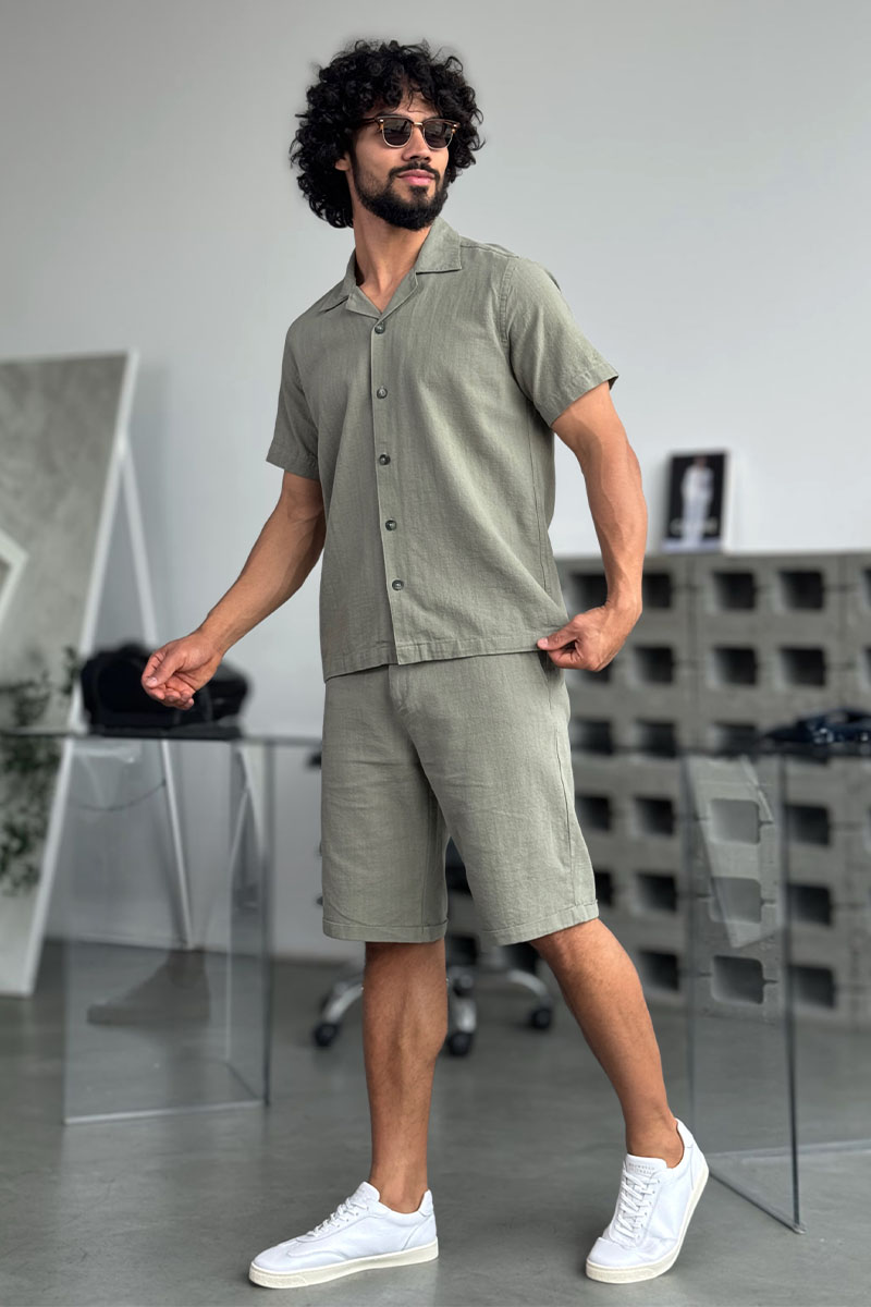 Loro Piana Мужской костюм цвета хаки