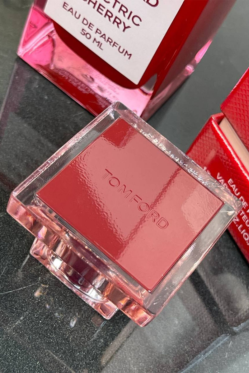 Tom Ford Парфюмерная вода Electric Cherry (50 мл)