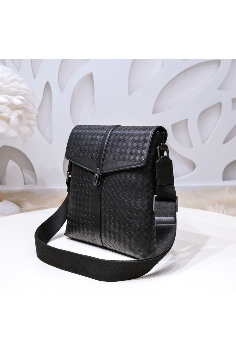 Bottega Veneta Кожаная сумка Premium 25x24x5 см