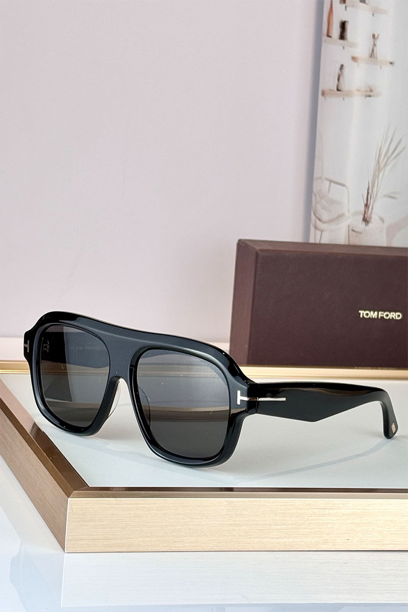 Tom Ford Солнцезащитные очки Icon 