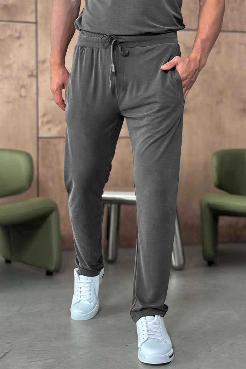 Brioni Мужской костюм серого цвета 