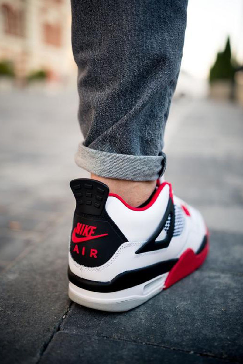 Nike Кроссовки AJ4 Retro "Fire Red"