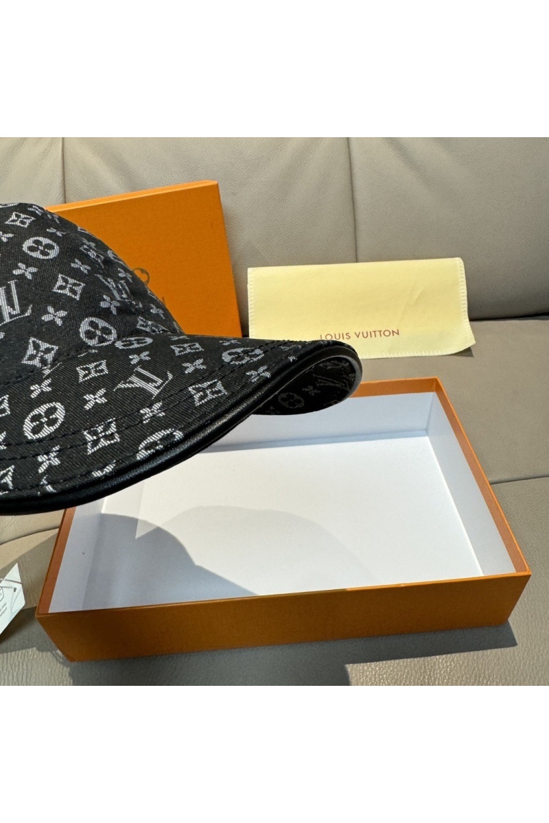 Lоuis Vuittоn Бейсболка Monogram premium