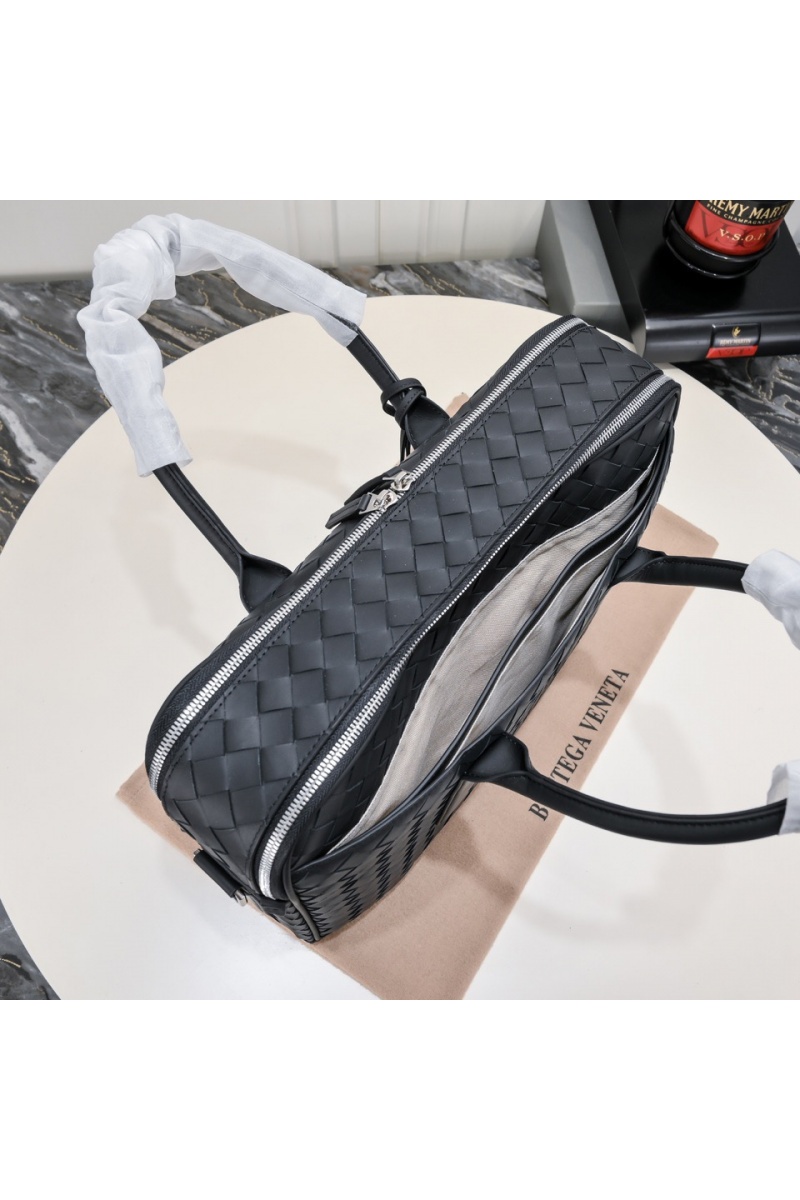 Bottega Veneta Кожаный портфель Premium 39x29x9 см